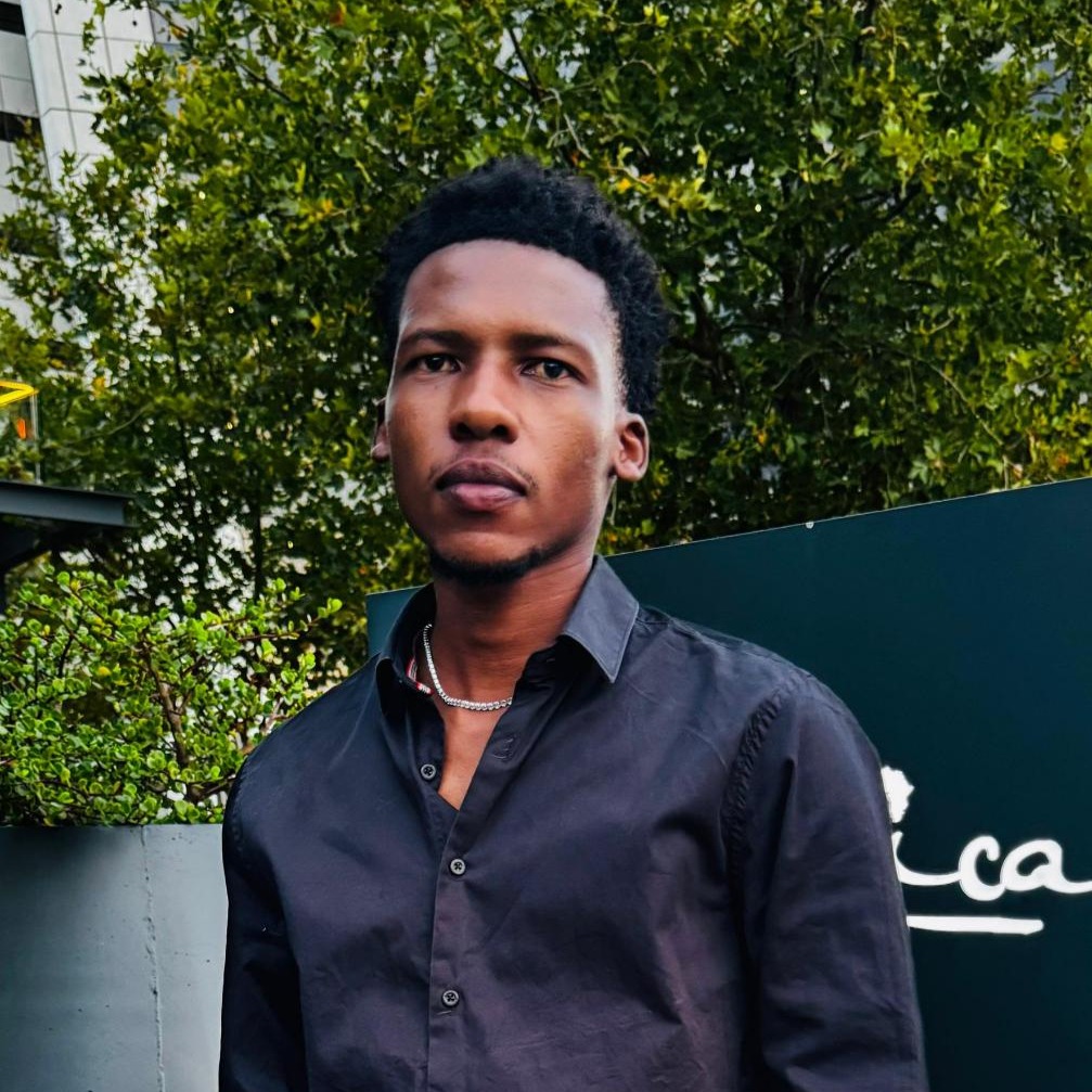 Photo of Lalo Ntshabelelng, Co-Founder